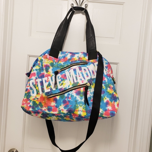 Steve Madden Handbags - Steve Madden Bnick Large Tie Dye Print Gym/Travel Bag